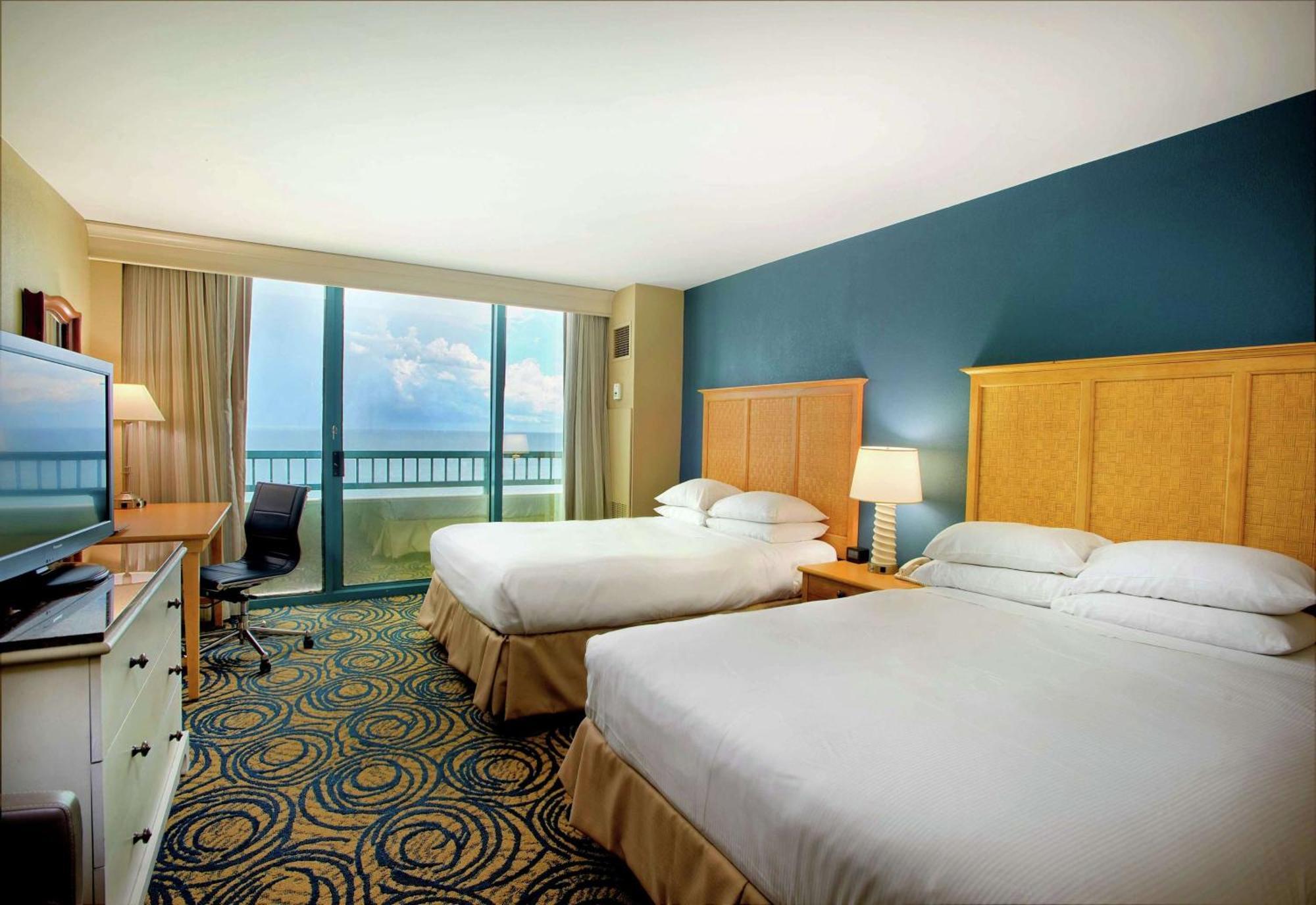 Hilton Daytona 4*